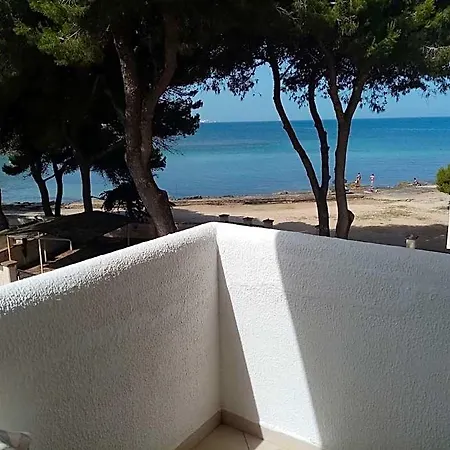 La Caletta Szálloda 3*